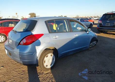 2011 Nissan Versa 1.8S z USA, uszkodzony, nr VIN 3N1BC1CPXBL435289